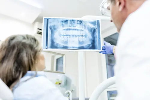 Digital X-ray at keith + associate dentistry implant center.